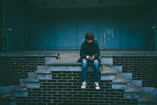 架起理解的桥梁，父母与抑郁症少年的有效沟通策略